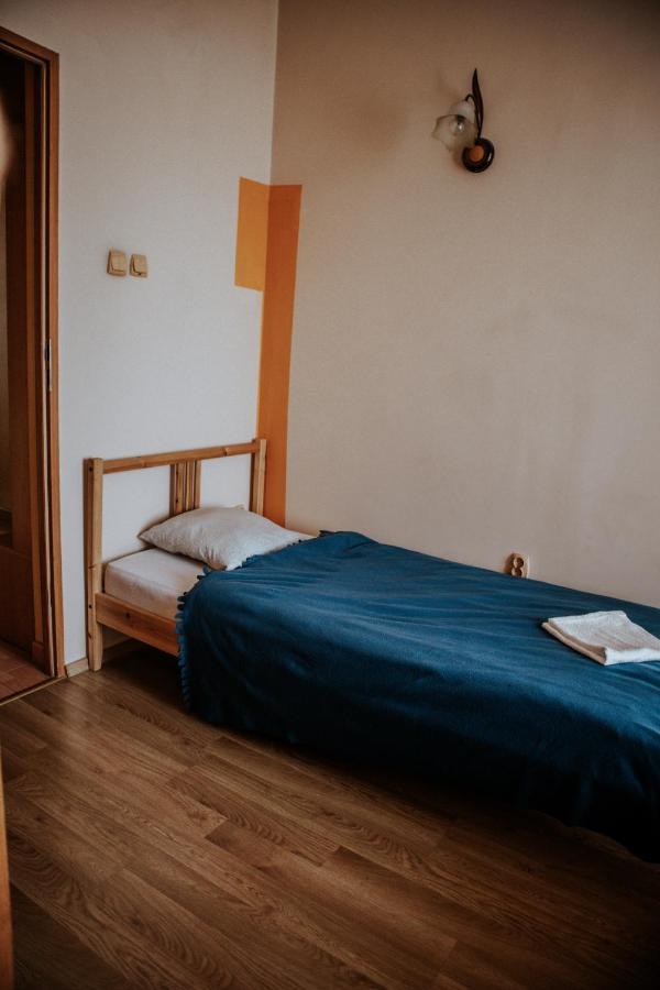 Cozy And Cheap Room In Old Town Краков Экстерьер фото